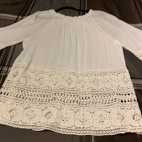 Blouse - Picture 2 of 9